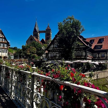 Nah Zur S-Bahn Und Altstadt Esslingen am Neckar Extérieur photo